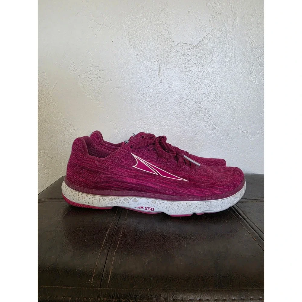 Altra Escalante 1.5 in Hot Magenta Pink Footshape Outdoor Workout Sneakers sz 7